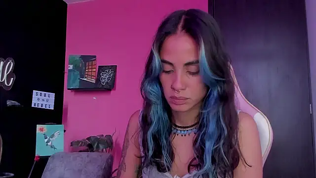 Snapshot of azula_lillet chatting on March 12, 8:26 pm azula lillet online show from March 12, 8:26 pm