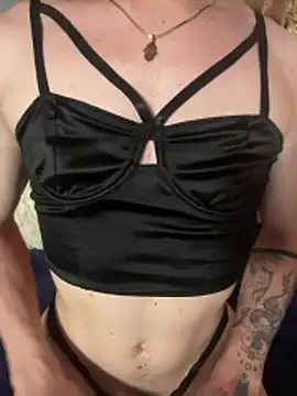 Snapshot of Alana_Stone chatting on June 14, 8:00 pm Alana Stone online show from June 14, 8:00 pm