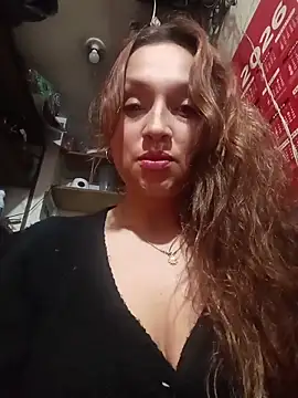 Snapshot of Alejandra_N chatting on May 20, 6:03 pm Alejandra N online show from May 20, 6:03 pm