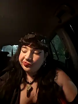 Snapshot of RoseNubble chatting on May 7, 9:42 pm RoseNubble online show from May 7, 9:42 pm