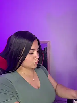 abby gonzales online show from February 25, 5:28 am