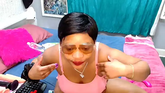 RoxyLuvxxx online show from March 1, 10:34 pm