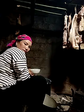 yu--yo online show from February 17, 10:34 am