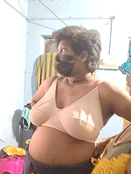 divyasree1431 online show from February 11, 7:30 pm