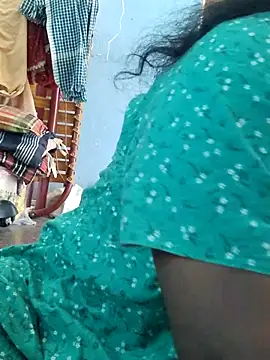 Snapshot of divyasree1431 chatting on June 10, 7:51 am divyasree1431 online show from June 10, 7:51 am