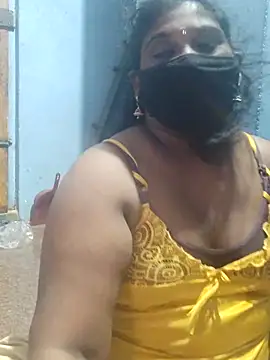 Snapshot of divyasree1431 chatting on July 6, 5:37 pm divyasree1431 online show from July 6, 5:37 pm