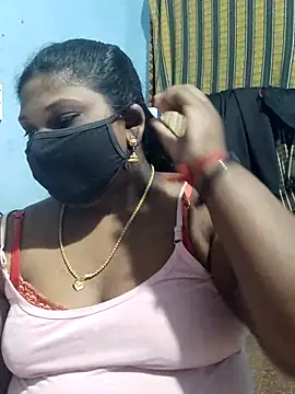 Snapshot of divyasree1431 chatting on July 18, 10:02 pm divyasree1431 online show from July 18, 10:02 pm