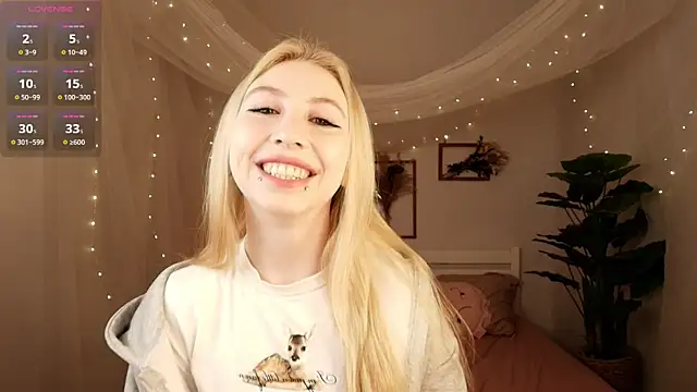 AshLinks  online show from March 4, 2:39 am