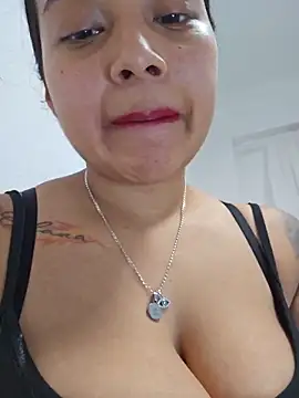 Snapshot of Angelmoon04 chatting on June 16, 4:59 am Angelmoon04 online show from June 16, 4:59 am