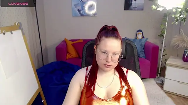 Snapshot of kuri_u chatting on May 8, 11:48 am kuri u online show from May 8, 11:48 am