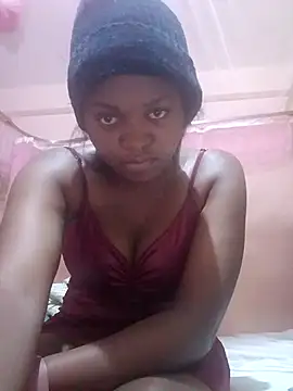 Snapshot of Shazy23 chatting on July 21, 2:41 pm Shazy23 online show from July 21, 2:41 pm
