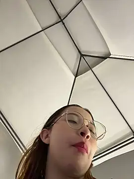 AliciaWhite nt online show from June 8, 12:58 am