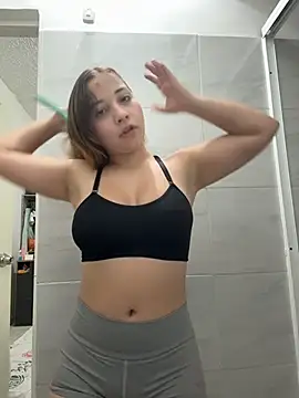 Snapshot of AliciaWhite_nt chatting on June 25, 9:08 pm AliciaWhite nt online show from June 25, 9:08 pm