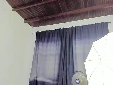  lissa 02 online show from January 18, 1:42 am