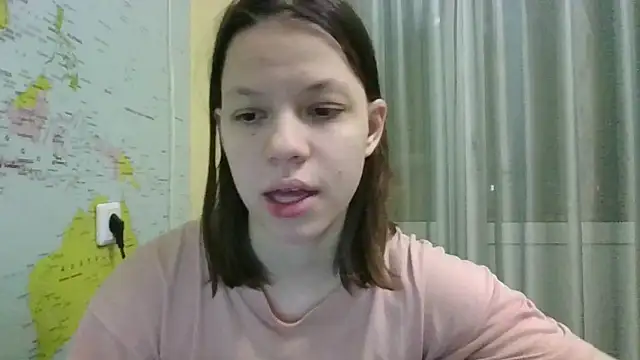 Snapshot of Paradise_Tease chatting on February 12, 6:14 pm Paradise Tease online show from February 12, 6:14 pm