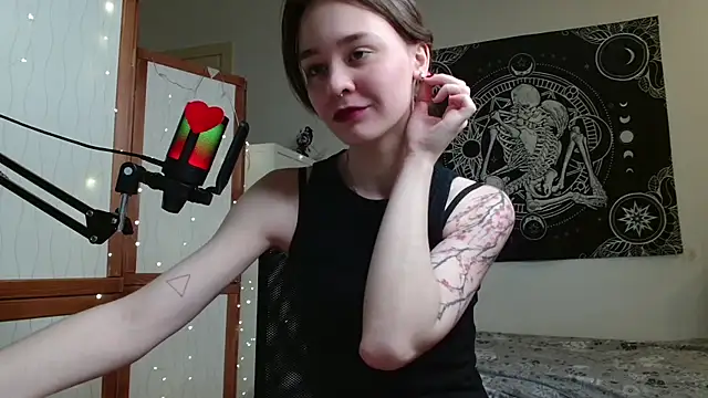 Mysterious Toy online show from February 19, 5:31 pm