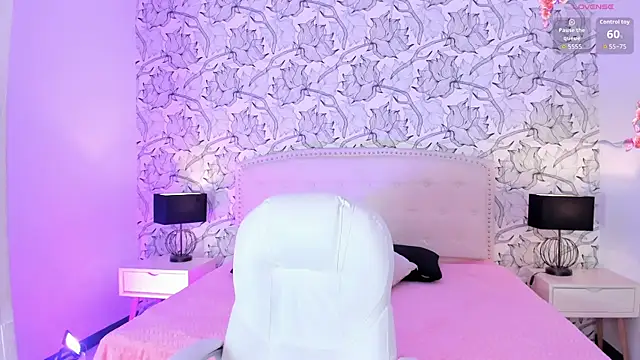 Venusandrea29 online show from July 29, 12:14 pm