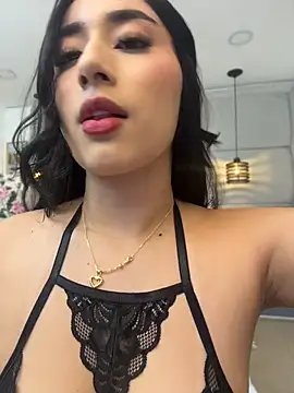 IvonneOwen online show from June 6, 11:42 pm