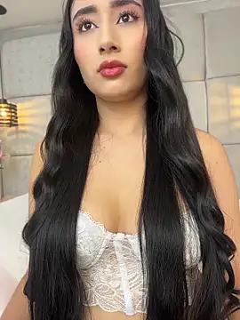 IvonneOwen online show from June 20, 11:18 pm