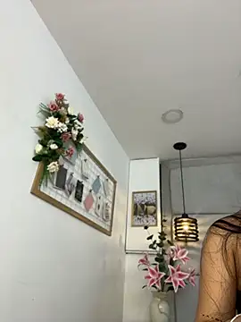 IvonneOwen online show from July 17, 3:02 am