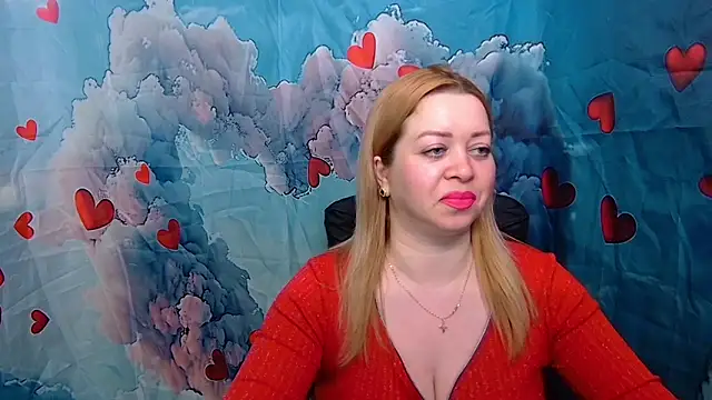 Snapshot of OliviaVerr chatting on February 14, 12:57 pm OliviaVerr online show from February 14, 12:57 pm