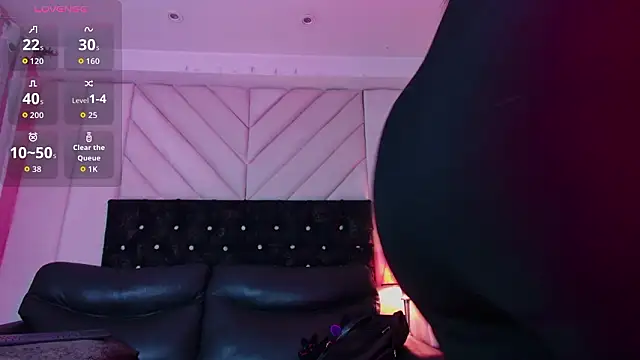 Scaarlett prince online show from March 6, 1:07 pm