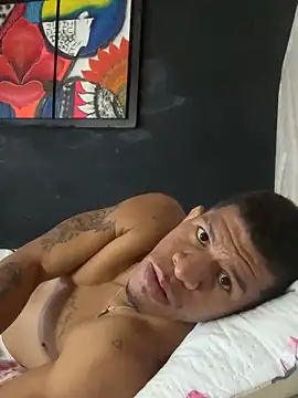 Snapshot of antonio_aguilarx chatting on May 3, 6:14 pm antonio aguilarx online show from May 3, 6:14 pm