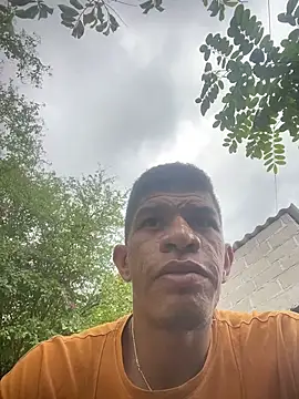 Snapshot of antonio_aguilarx chatting on June 17, 5:47 pm antonio aguilarx online show from June 17, 5:47 pm