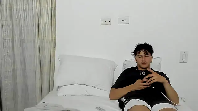 RedNDizzy online show from March 9, 11:31 pm