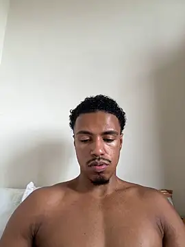 LorenzoBlack27 online show from June 14, 3:47 pm