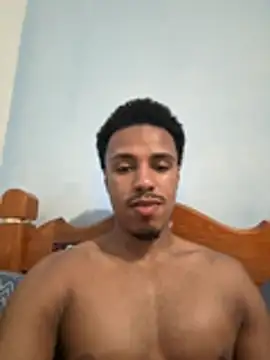 Snapshot of LorenzoBlack27 chatting on July 12, 10:01 pm LorenzoBlack27 online show from July 12, 10:01 pm