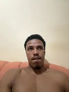 Snapshot of LorenzoBlack27 chatting on July 14, 2:27 am LorenzoBlack27 online show from July 14, 2:27 am