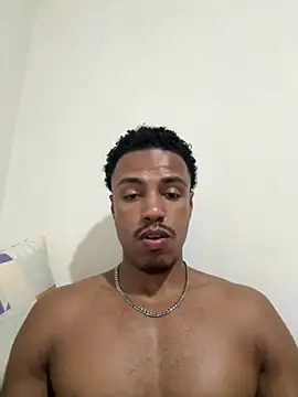 Snapshot of LorenzoBlack27 chatting on July 27, 10:17 pm LorenzoBlack27 online show from July 27, 10:17 pm