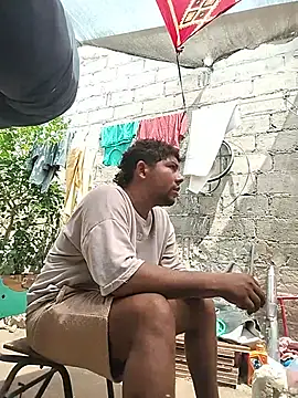 Snapshot of master_juju1924 chatting on May 28, 5:54 pm master juju1924 online show from May 28, 5:54 pm