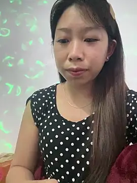 Snapshot of Mayly_lucky2 chatting on May 5, 9:56 pm Mayly lucky2 online show from May 5, 9:56 pm