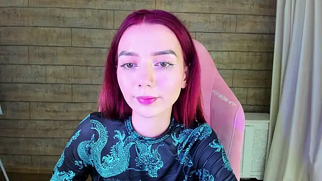 Snapshot of VanessaVienne chatting on June 20, 4:32 pm VanessaVienne online show from June 20, 4:32 pm