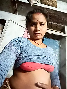Snapshot of Hirdesh_sahu chatting on May 8, 5:51 pm Hirdesh sahu online show from May 8, 5:51 pm