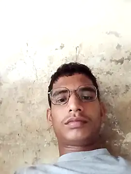Snapshot of sahilcute1 chatting on April 14, 12:33 pm sahilcute1 online show from April 14, 12:33 pm
