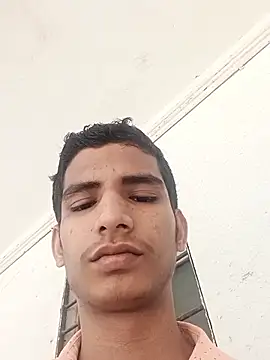 Snapshot of sahilcute1 chatting on May 9, 7:46 am sahilcute1 online show from May 9, 7:46 am