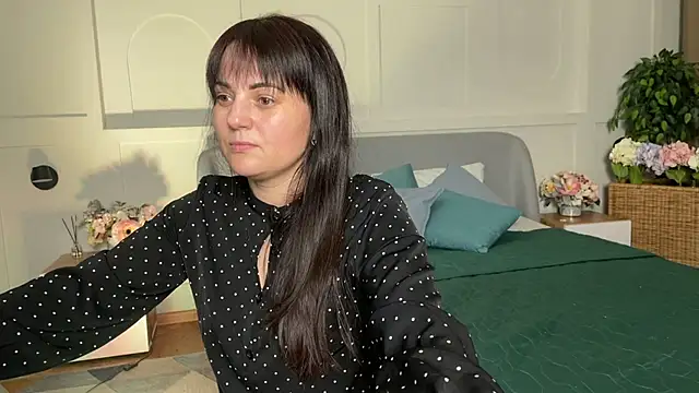  SilkyShadow  online show from February 11, 1:32 am