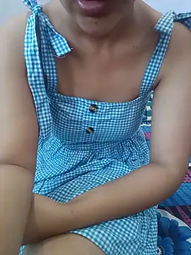 Snapshot of eddy_girl chatting on May 22, 8:21 am eddy girl online show from May 22, 8:21 am