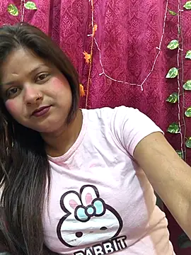 Attractive Queen  online show from March 17, 5:55 am