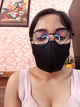 sexygirl889 online show from April 27, 5:49 am