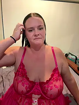 carinabro10 online show from January 13, 8:52 am