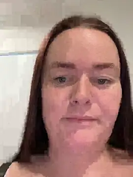 carinabro10 online show from July 12, 3:08 am
