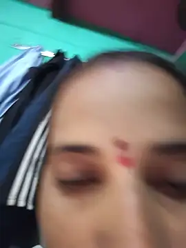 Snapshot of Reena_lodha chatting on June 6, 7:02 am Reena lodha online show from June 6, 7:02 am