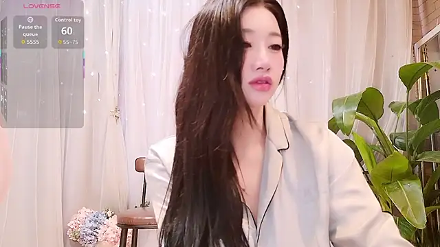 neinei bao online show from April 25, 2:58 am