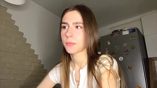 ElsieKuhlmann online show from March 16, 3:12 am