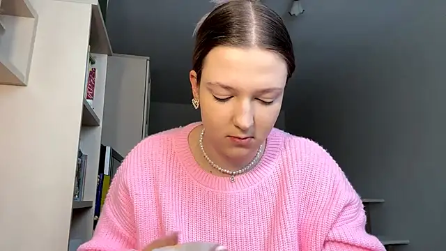 JammieMickiewicz online show from February 8, 7:45 am