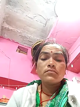 Snapshot of Sonam15884 chatting on January 18, 10:13 pm Sonam15884 online show from January 18, 10:13 pm